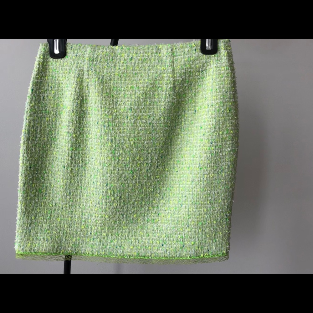 Elie Tahari bright knit mini skirt